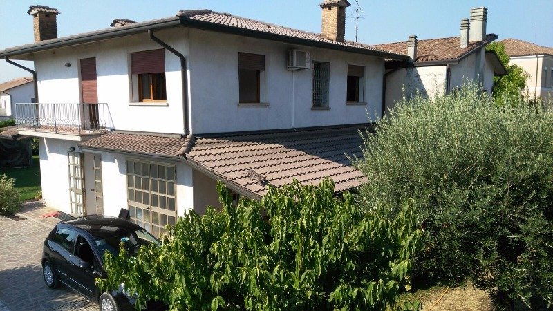 Montebelluna zona Pieve casa a Treviso in Vendita