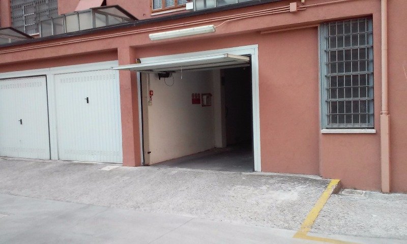 Trieste San Giovanni garage a Trieste in Vendita