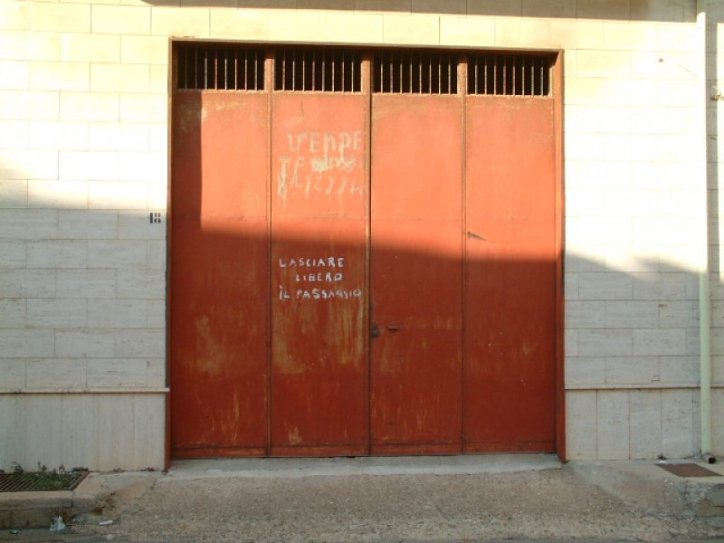 Sava garage a Taranto in Vendita