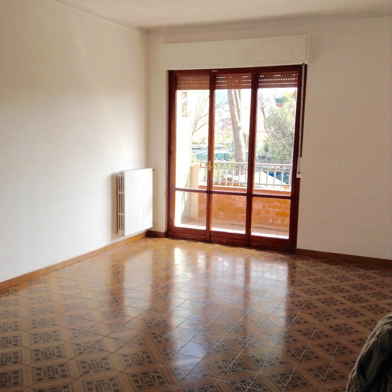 Appartamento vicino al centro di Massa a Massa-Carrara in Affitto