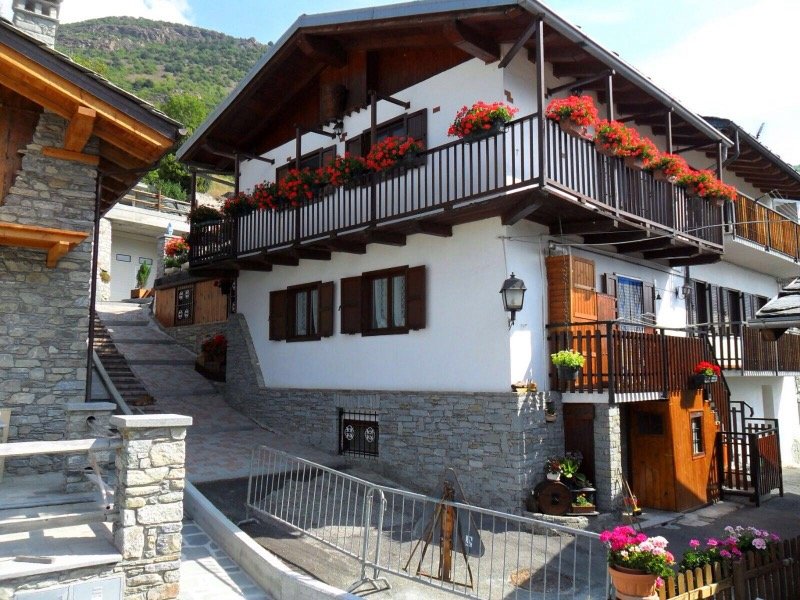 Quart casa a Valle d'Aosta in Vendita