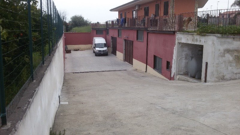 Mascalucia villa singola recente costruzione a Catania in Vendita