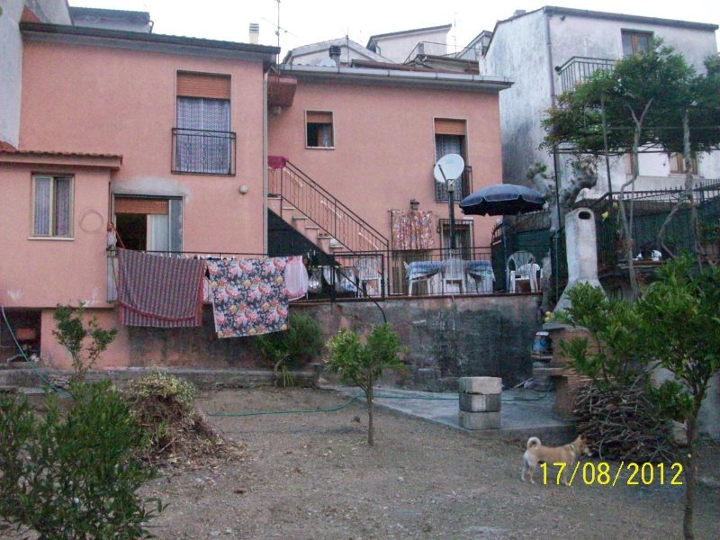 Santa Marina casa indipendente in collina a Salerno in Vendita