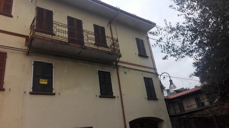 Casa di civile abitazione in centro a Maggiora a Novara in Vendita