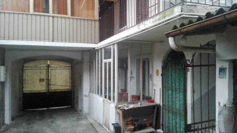 Casa di civile abitazione in centro a Maggiora a Novara in Vendita