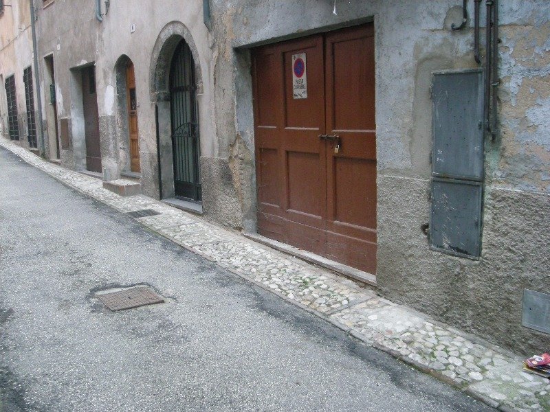Spoleto garage a Perugia in Affitto