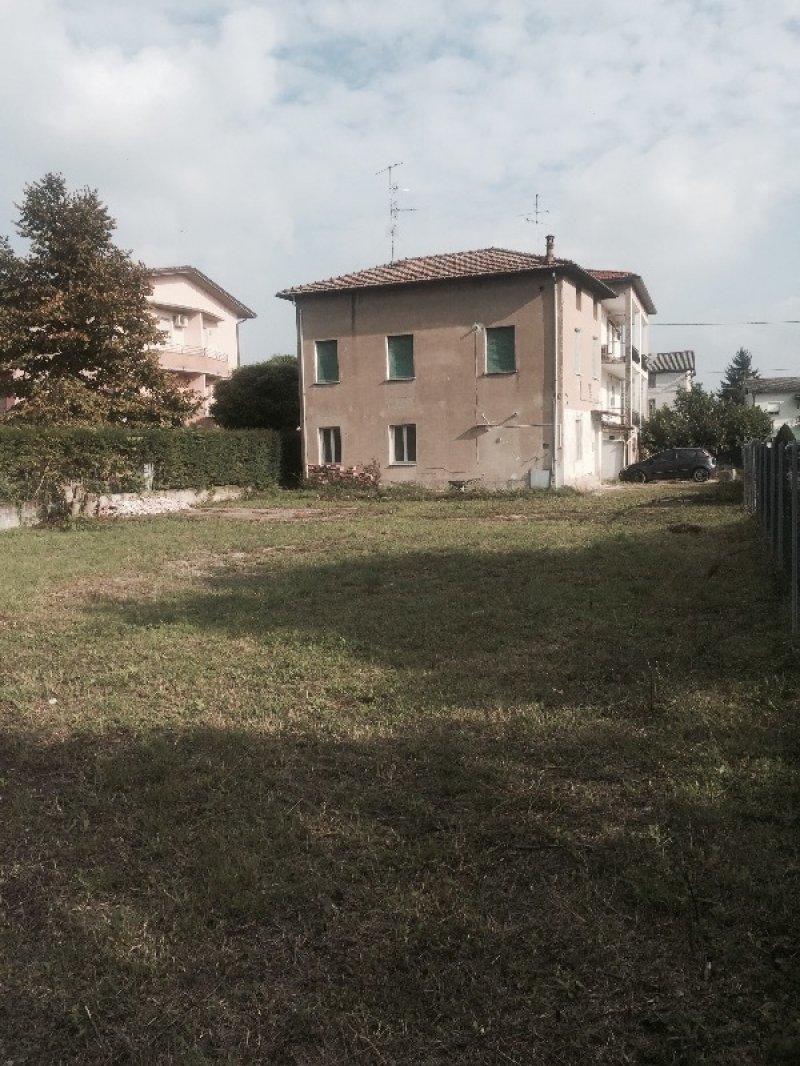 Cadelbosco di Sopra appartamenti a Reggio nell'Emilia in Vendita