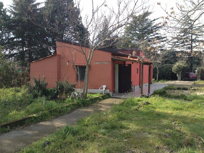 Casa indipendente Nicolosi a Catania in Affitto