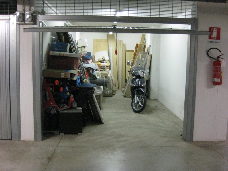 Garage in zona Soffiano Torregalli a Firenze in Vendita