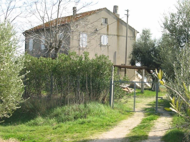 Casa di campagna zona Sant'Elpidio a Mare a Fermo in Vendita