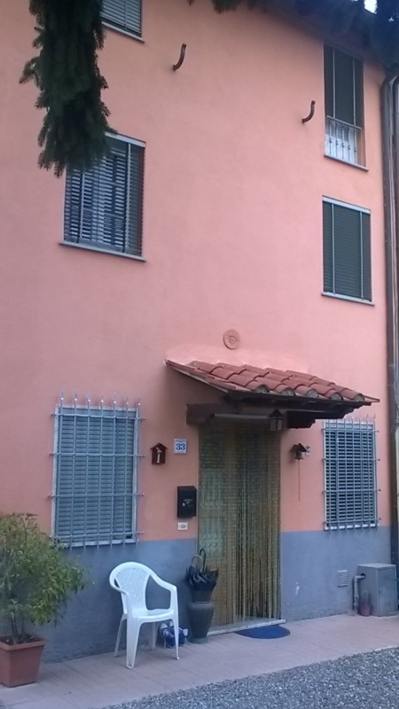 Capannori casa finale di corte a Lucca in Affitto