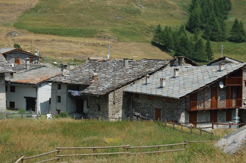 Pontechianale casa autentica di alta montagna a Cuneo in Vendita
