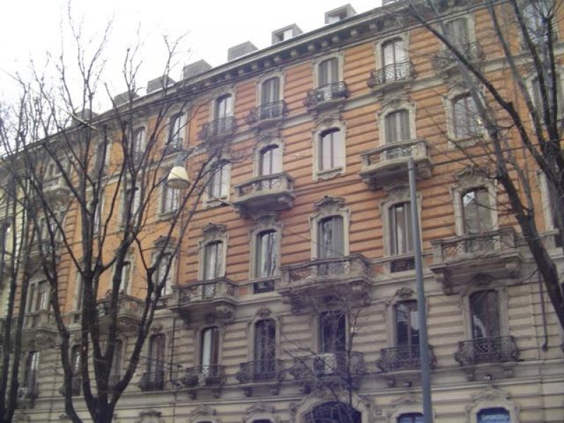 Studio legale in immobile locato a Milano in Affitto
