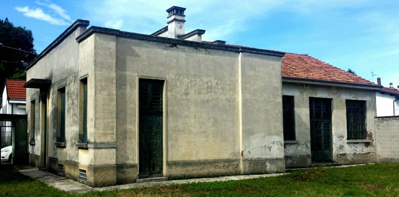 Villa d'epoca zona la Manera a Como in Vendita