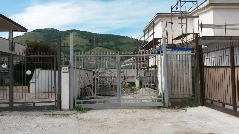 Villetta bifamiliare sita in Fimiani a Salerno in Vendita
