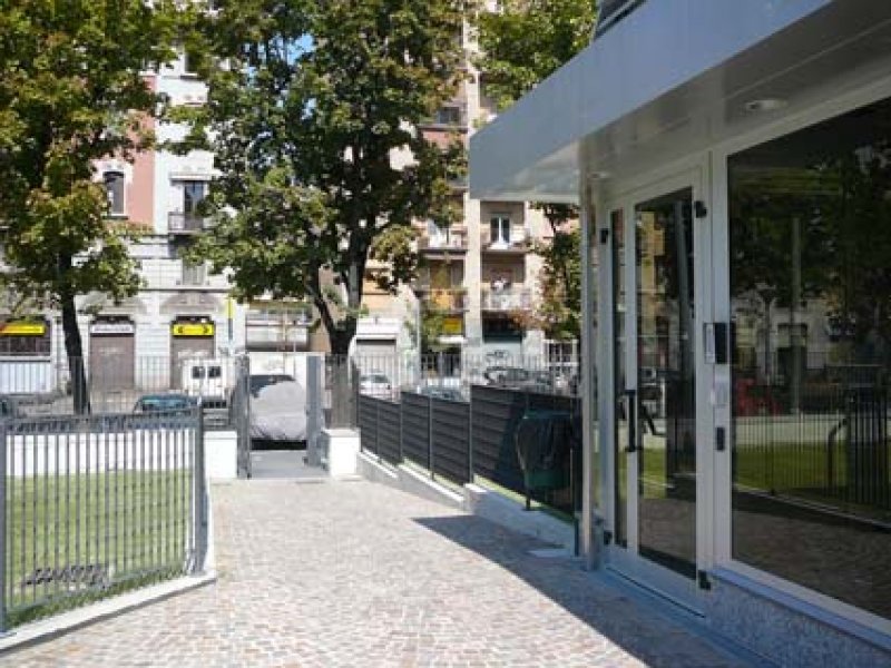 Box singolo zona porta Romana a Milano in Affitto