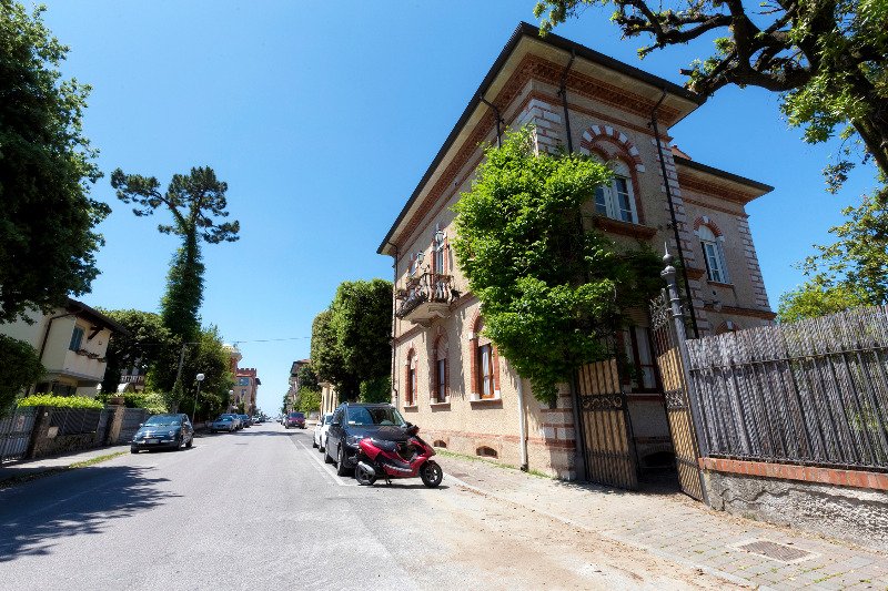 Appartamento in zona Roma Imperiale a Lucca in Affitto