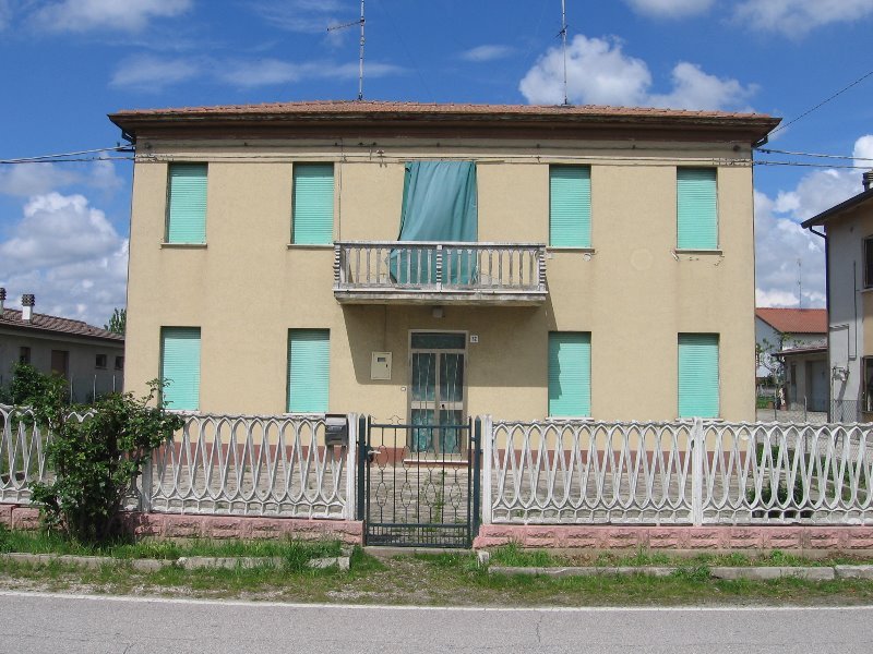 Berra casa indipendente a Ferrara in Vendita