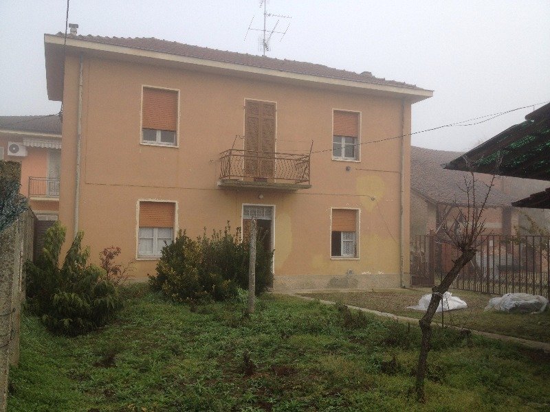 Valle Lomellina casa con terreno a Pavia in Vendita