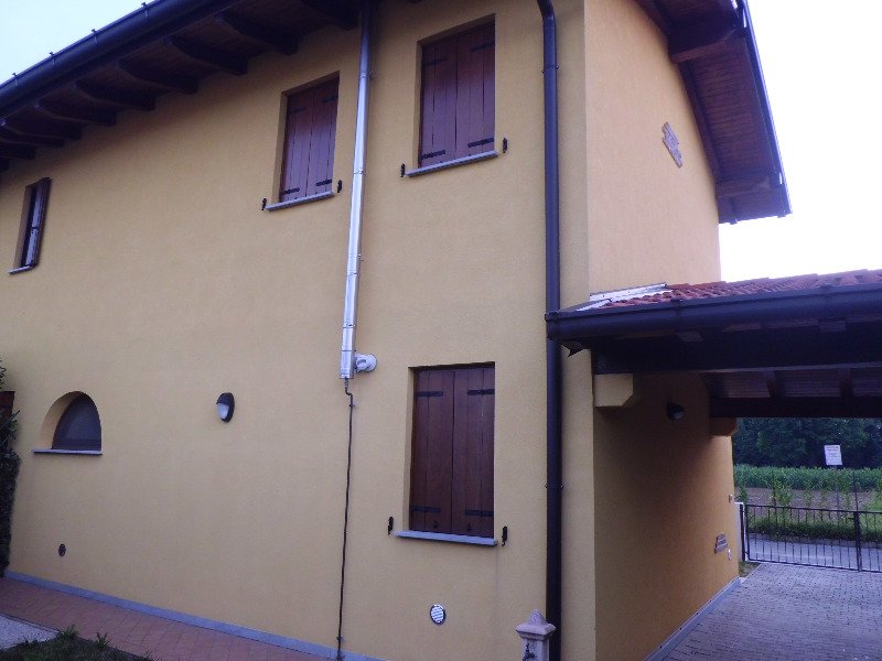 Martignacco casa immersa nella campagna a Udine in Vendita