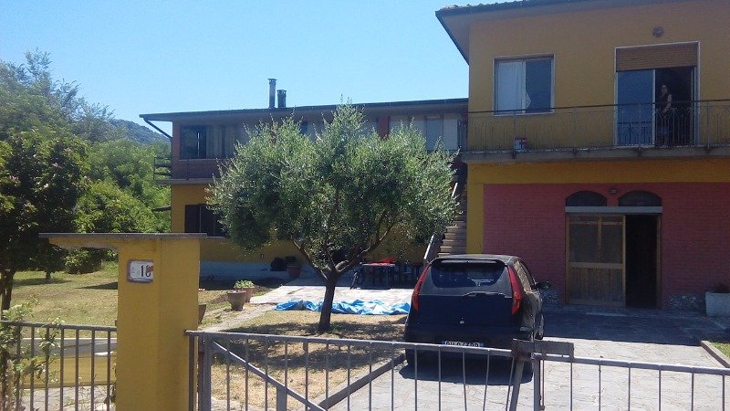 Multipropriet Piano della Rocca a Lucca in Vendita