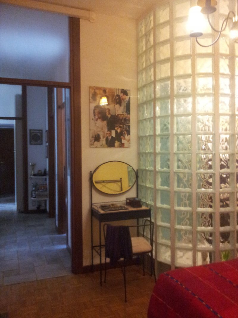 Bareggio appartamento di 3 locali a Milano in Vendita