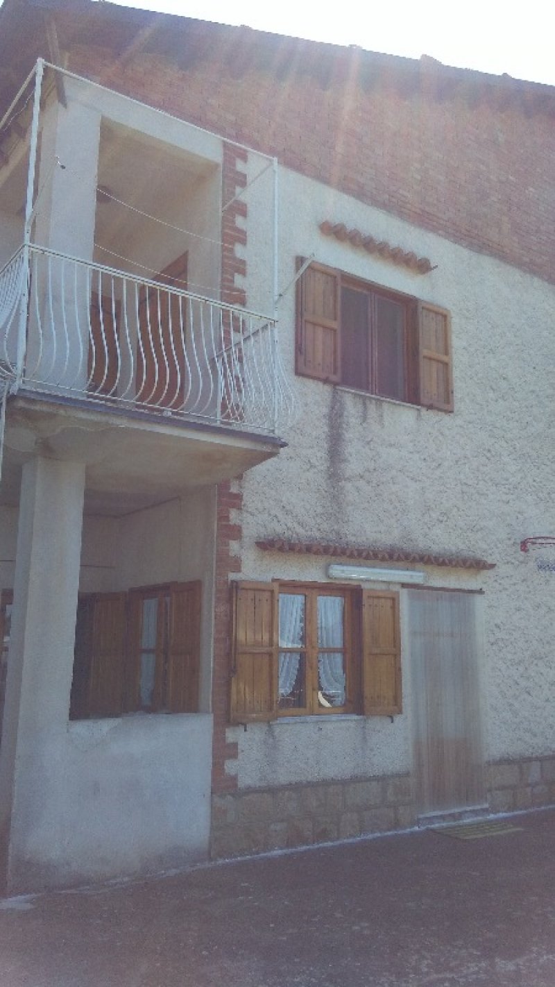 Casa sita in contrada Pedagni a Castelbuono a Palermo in Vendita