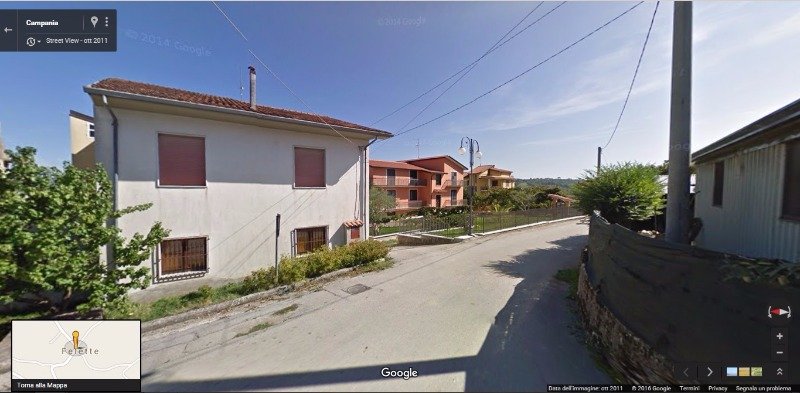 Felette casa su 2 livelli con mansarda a Avellino in Affitto