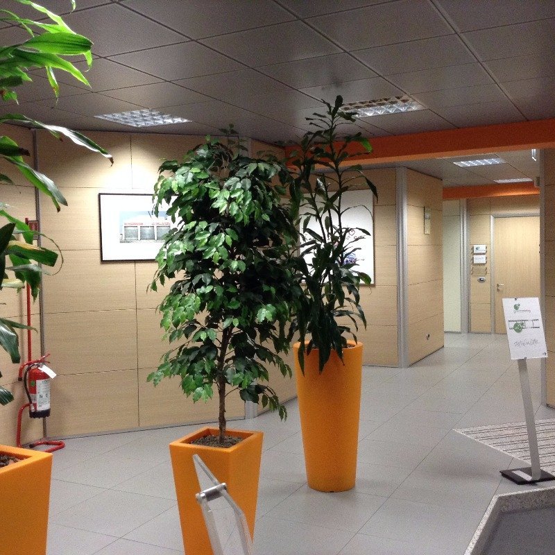 In zona Crescenzago uffici a Milano in Affitto