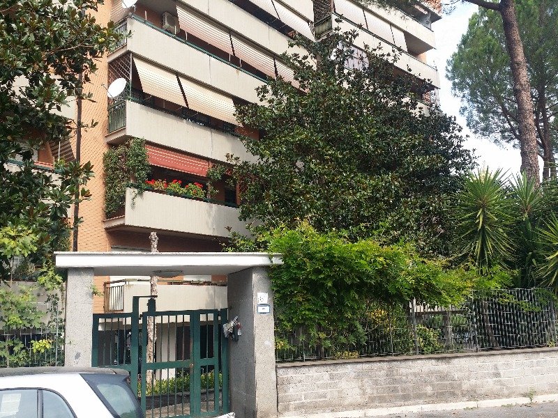 Appartamento ammobiliato zona Labaro Colli d'Oro a Roma in Affitto