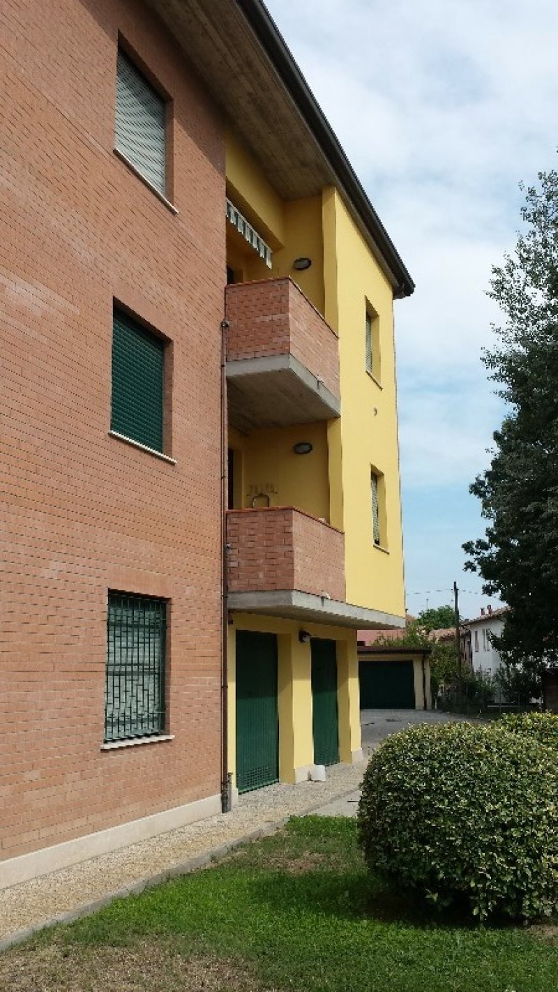 Appartamento in centro paese di Porotto a Ferrara in Affitto
