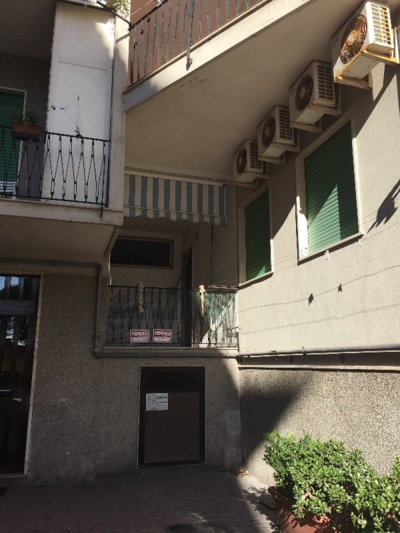 Maiori appartamento di fronte al mare al centro a Salerno in Vendita