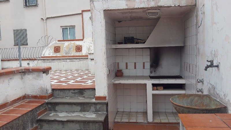 Appartamento in centro storico di Soccavo a Napoli in Affitto