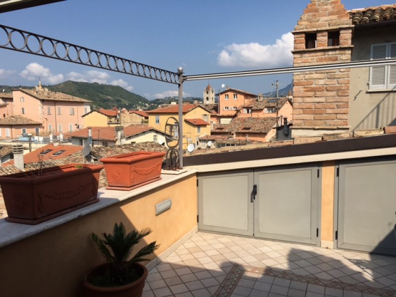 Ascoli Piceno appartamento attico di prestigio a Ascoli Piceno in Vendita