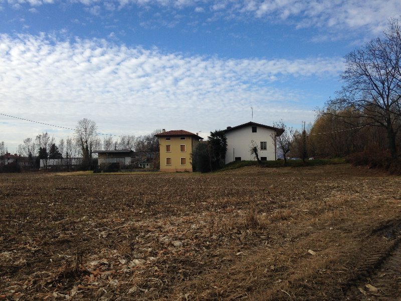 Frazione Tomba di Buja villa a Udine in Vendita