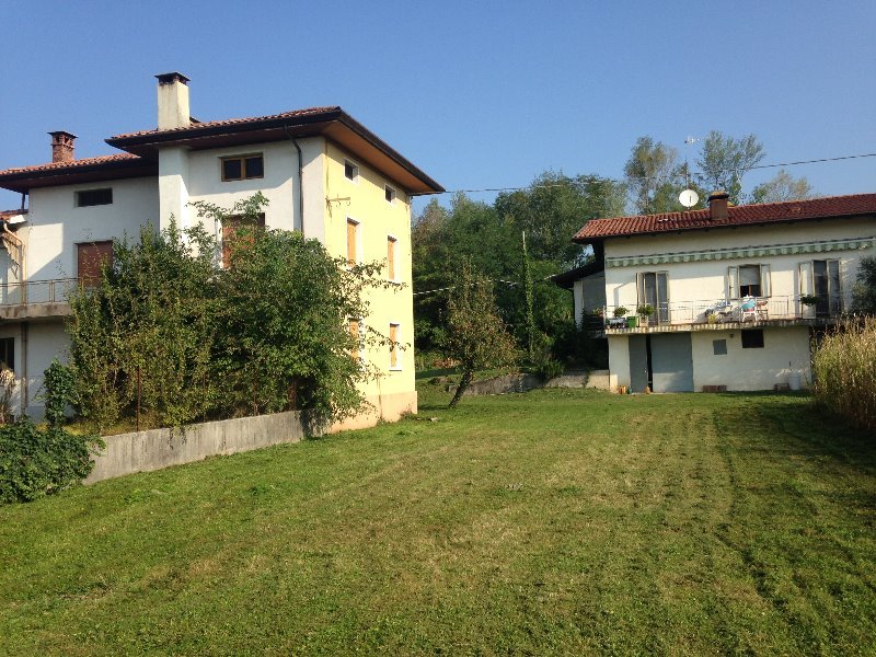 Frazione Tomba di Buja villa a Udine in Vendita