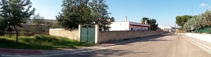 Sava villa con ampio giardino a Taranto in Vendita