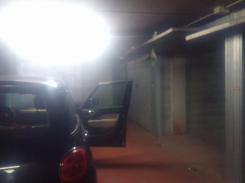 Torino garage con 2 posti auto a Torino in Vendita