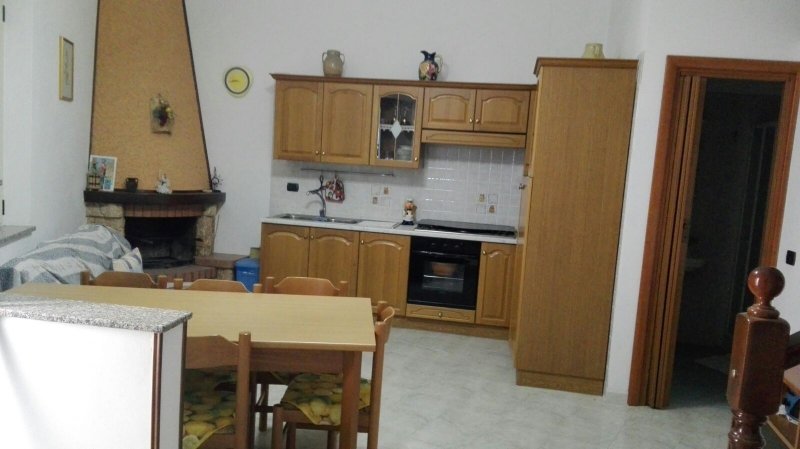 Samo appartamento su due livelli a Reggio di Calabria in Vendita