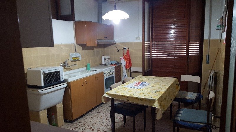 Patern appartamento con garage a Catania in Vendita