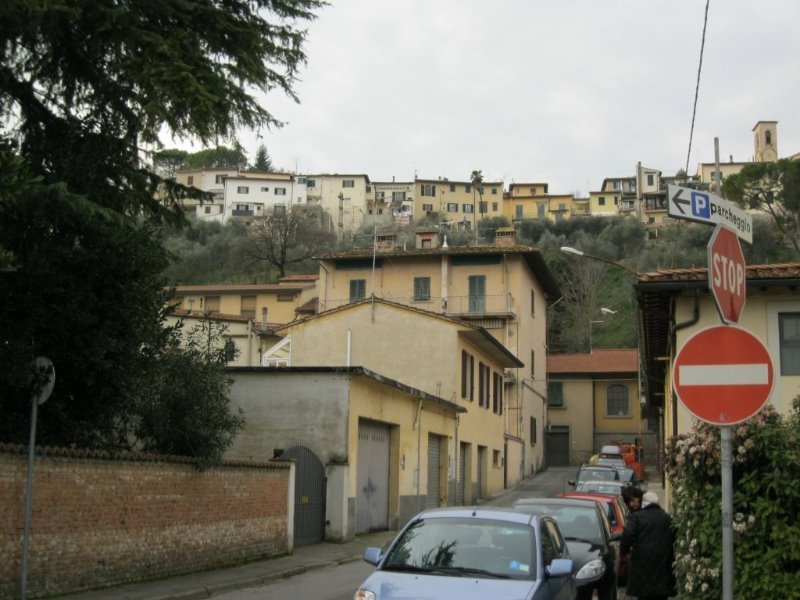 Signa appartamento da ristrutturare a Firenze in Vendita