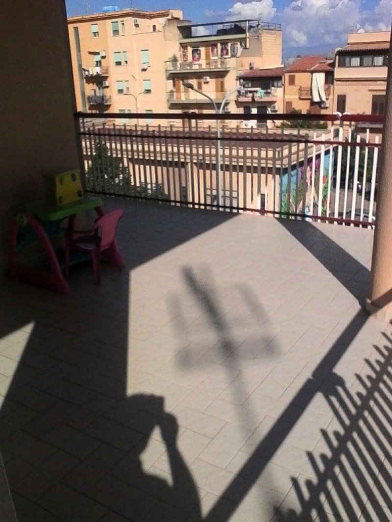 Bagheria centro appartamento indipendente a Palermo in Affitto