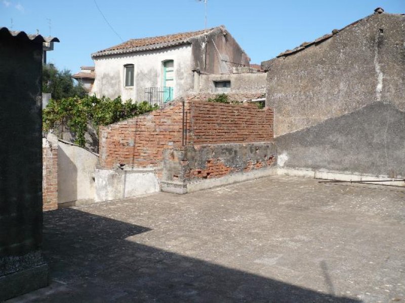 Casa indipendente ad Acireale a Catania in Vendita