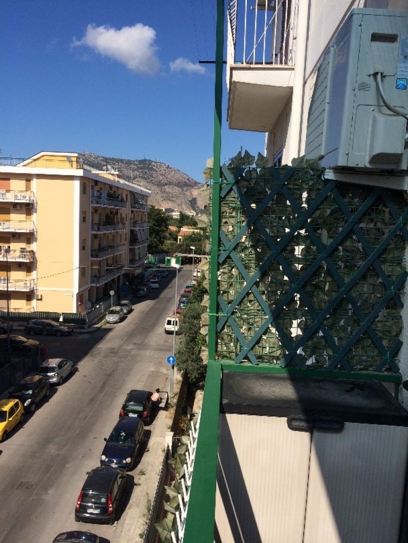 A Palermo appartamento totalmente ristrutturato a Palermo in Vendita