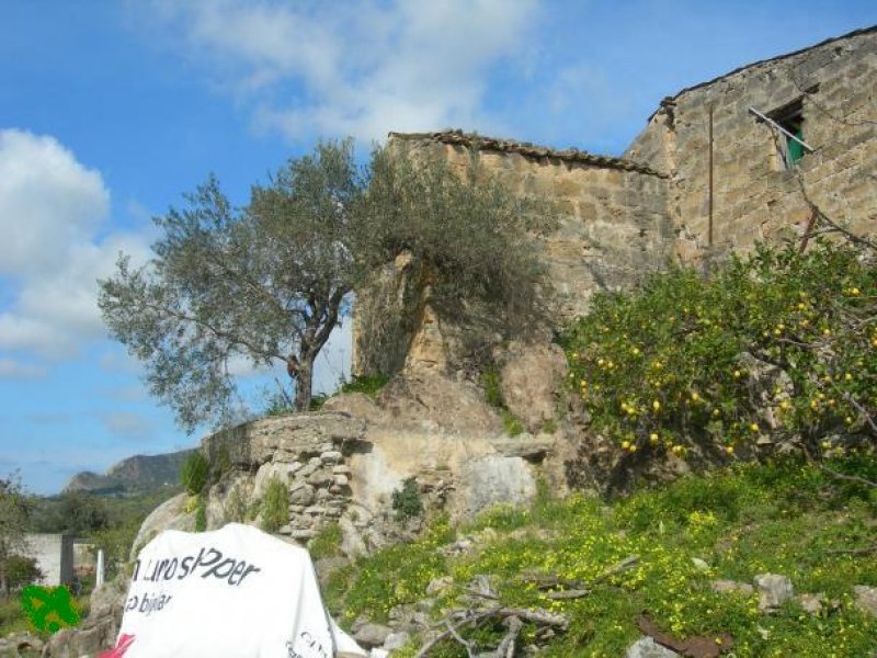 Bagheria terreno recintato a Palermo in Vendita