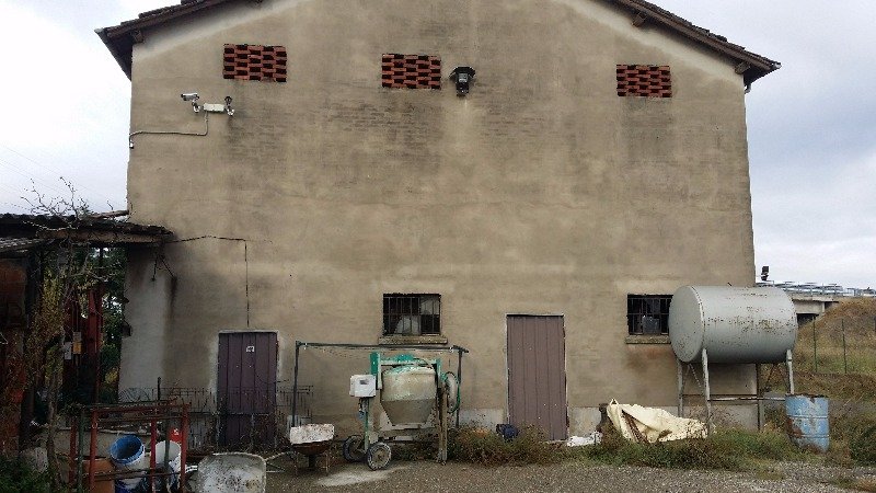 Rustico in localit Massenzatico a Reggio nell'Emilia in Vendita