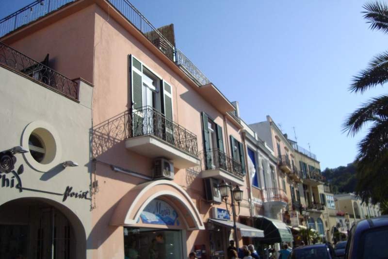 Casamicciola Terme unit immobiliare a Napoli in Vendita