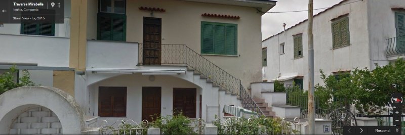 Appartamento Ischia con ingresso indipendente a Napoli in Vendita