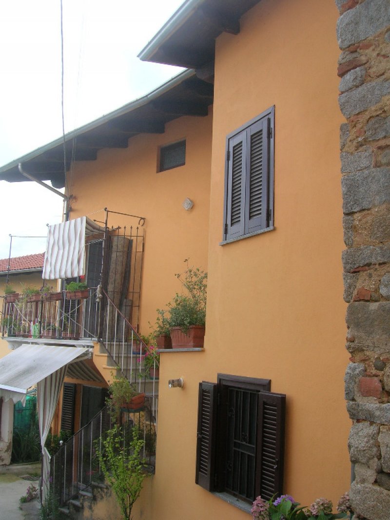 Cossato collina casa a Biella in Vendita