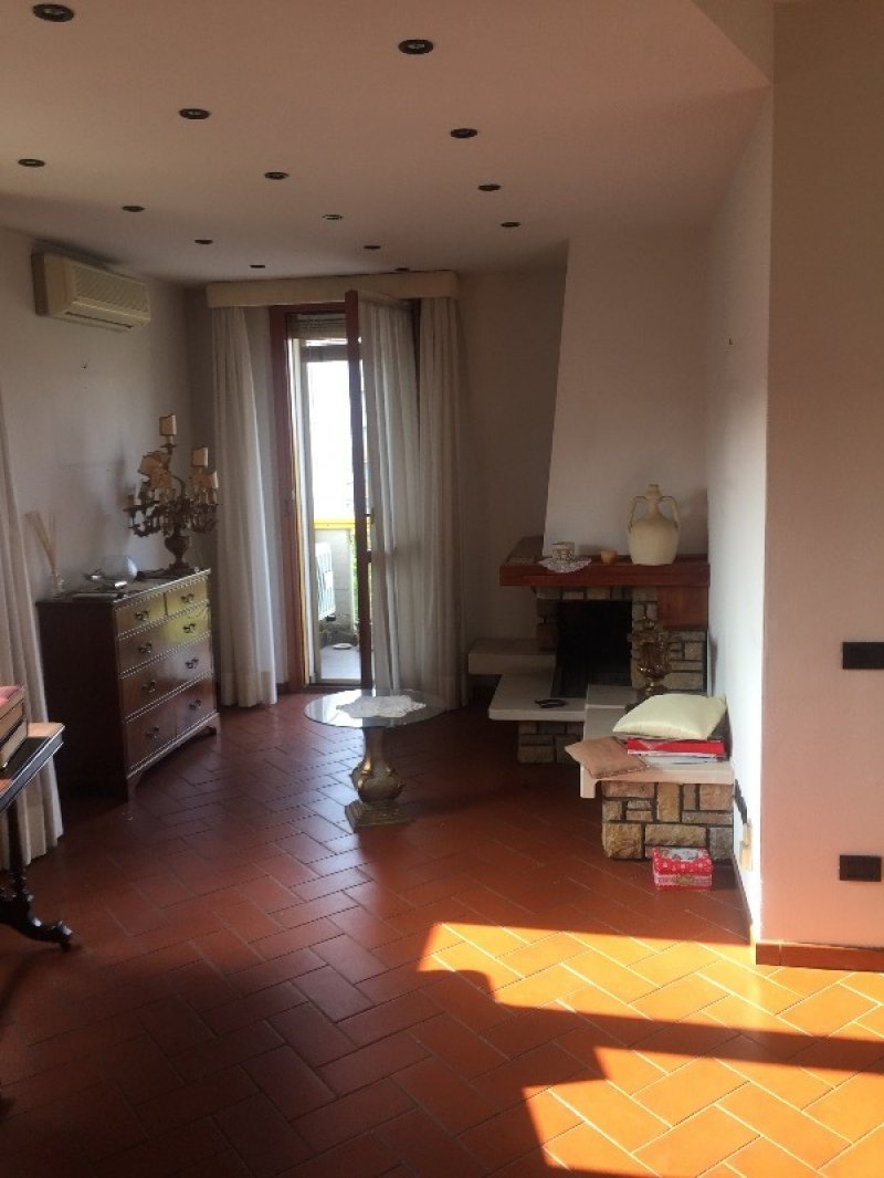 Appartamento in zona Chiesanuova a Prato in Vendita